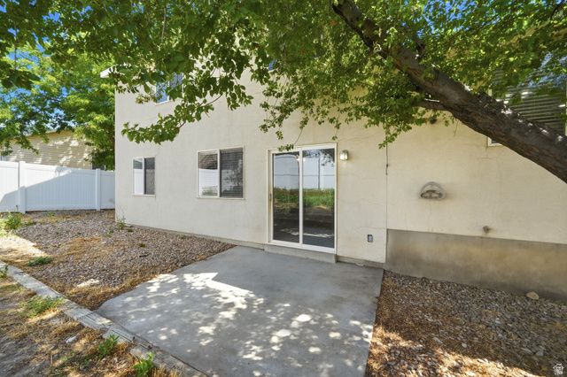 5782 S STONE FLOWER WAY, Salt Lake City, UT 84118
