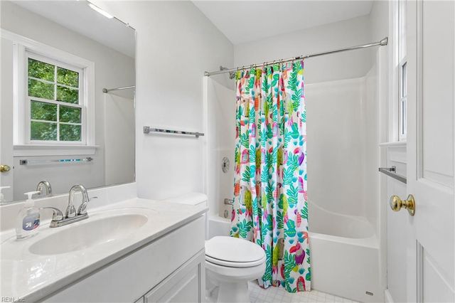 285 E Queens DR, Williamsburg, VA 23185