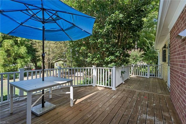 285 E Queens DR, Williamsburg, VA 23185