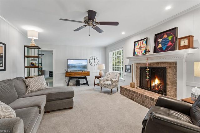 285 E Queens DR, Williamsburg, VA 23185