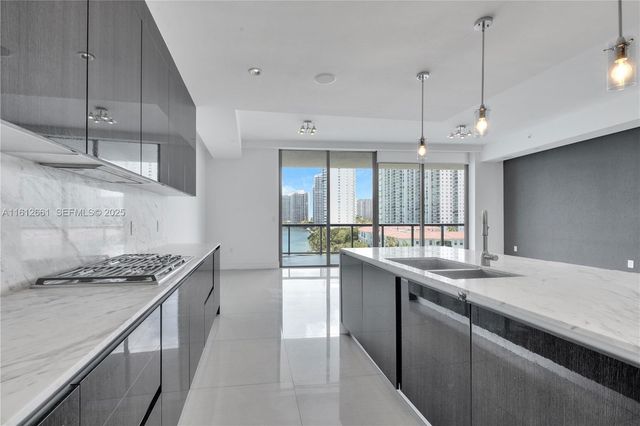 3300 NE 188 Street 611, Aventura, FL 33180