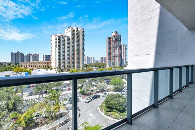 3300 NE 188 Street 611, Aventura, FL 33180