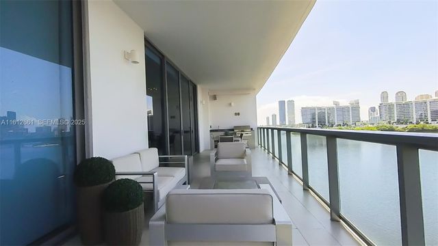 3300 NE 188 Street 611, Aventura, FL 33180