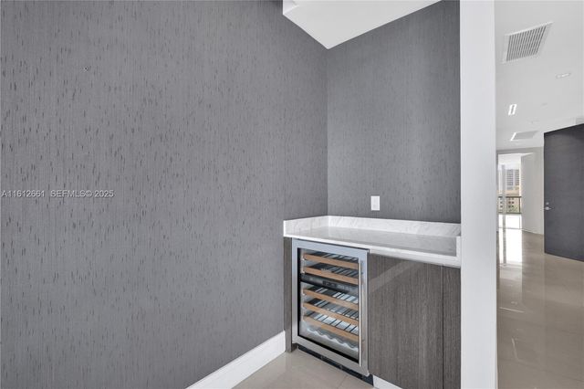 3300 NE 188 Street 611, Aventura, FL 33180
