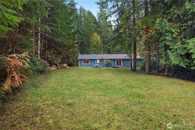 2261 E Phillips Lake Loop Road, Shelton, WA 98584