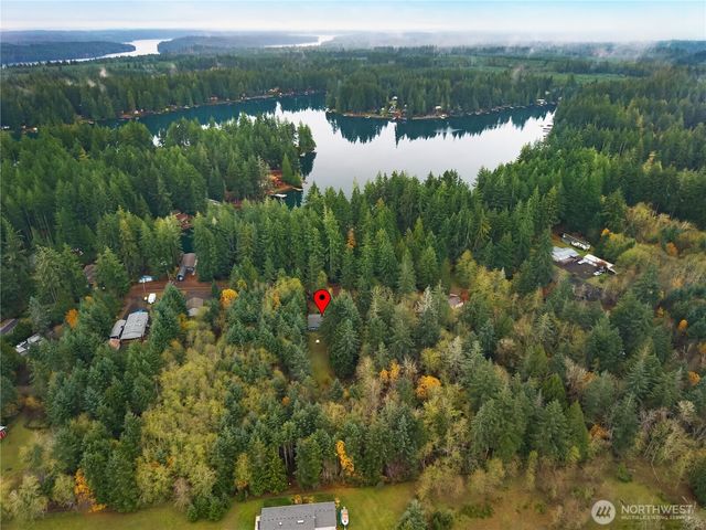 2261 E Phillips Lake Loop Road, Shelton, WA 98584
