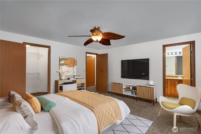 2261 E Phillips Lake Loop Road, Shelton, WA 98584