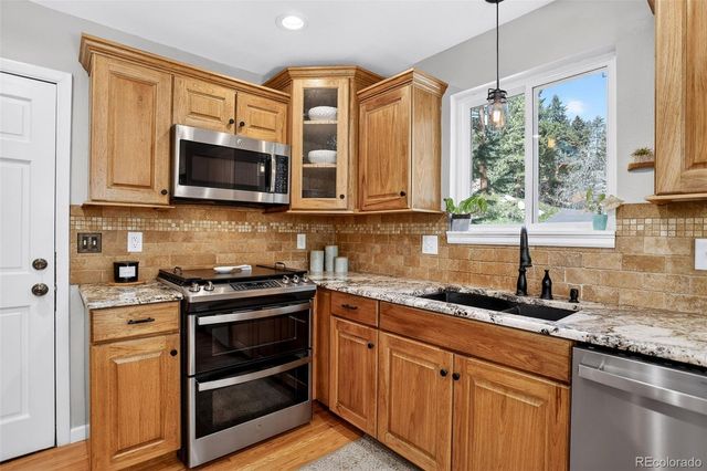 8515 S Doubleheader Ranch Road, Morrison, CO 80465