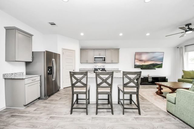 1137 Buffalograss Trail, Sealy, TX 77474