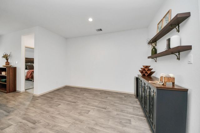 1137 Buffalograss Trail, Sealy, TX 77474