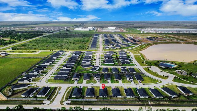 1137 Buffalograss Trail, Sealy, TX 77474