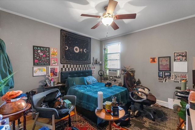 2712 W Logan Boulevard 3, Chicago, IL 60647