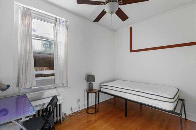 2712 W Logan Boulevard 3, Chicago, IL 60647