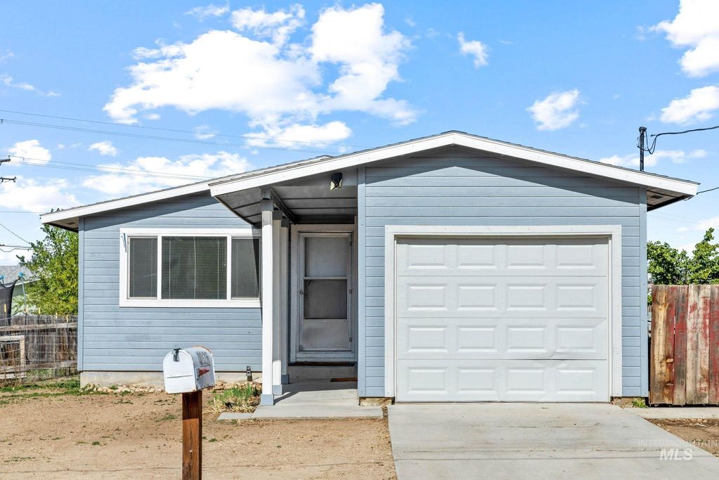 1126 Powell Ave., Nampa, ID 83687 photo 2