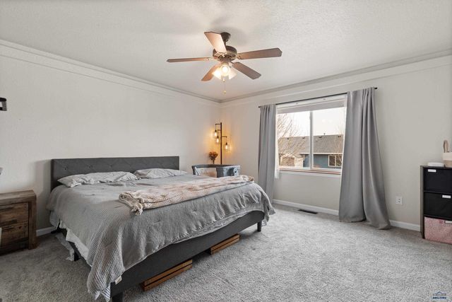 6818 CAMBRIDGE CT, Summerset, SD 57718