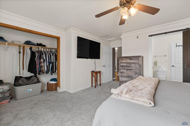 6818 CAMBRIDGE CT, Summerset, SD 57718