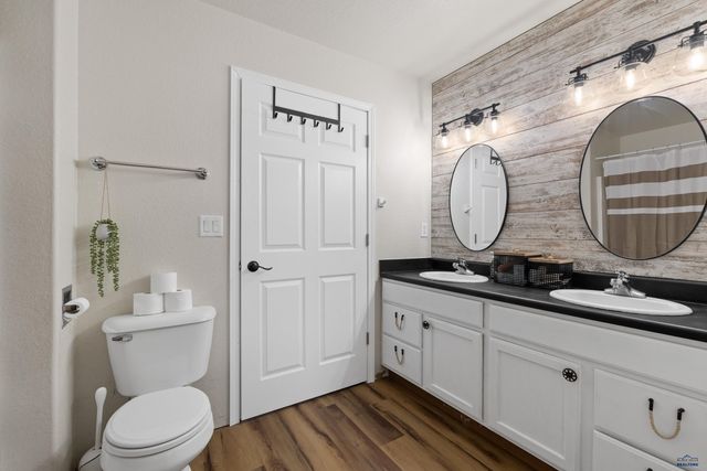 6818 CAMBRIDGE CT, Summerset, SD 57718