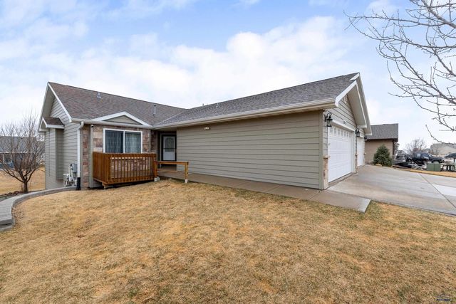 6818 CAMBRIDGE CT, Summerset, SD 57718