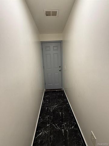 6848 Rutland Street, Detroit, MI 48228