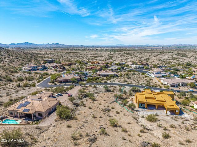 11433 S SAN ROBERTO Drive 13, Goodyear, AZ 85338