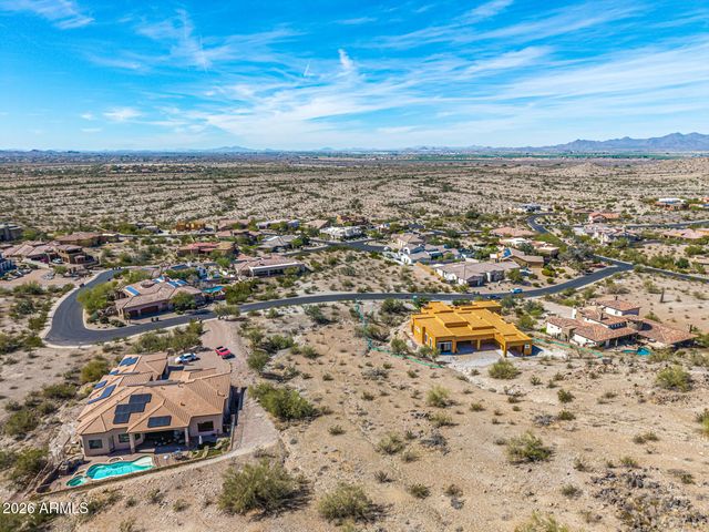 11433 S SAN ROBERTO Drive 13, Goodyear, AZ 85338