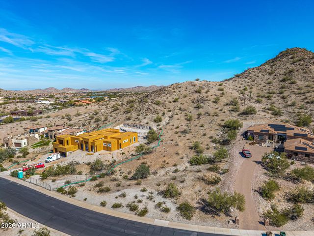 11433 S SAN ROBERTO Drive 13, Goodyear, AZ 85338