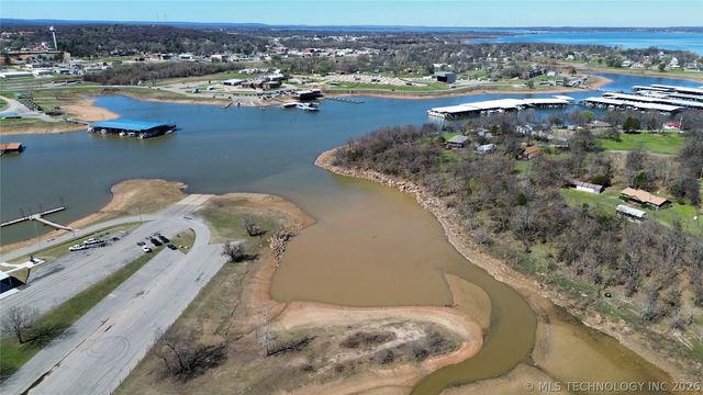 721 Mohawk Drive, Eufaula, OK 74432