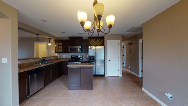 2608 Tanning Rock Way, El Paso, TX 79938