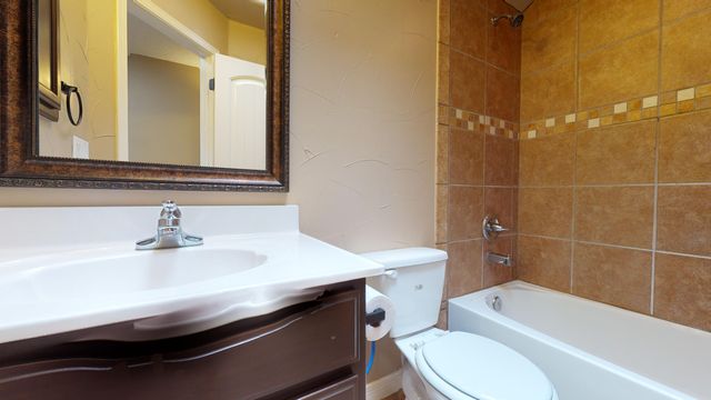 2608 Tanning Rock Way, El Paso, TX 79938