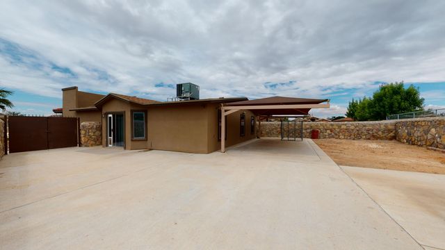 2608 Tanning Rock Way, El Paso, TX 79938