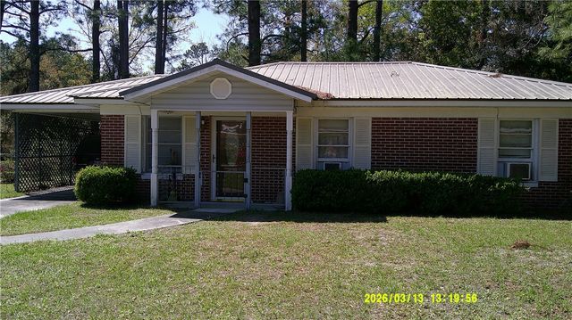 1509 Bethune Street, Waycross, GA 31501