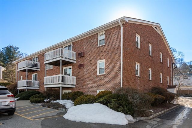 4080 Post Road 11, Warwick, RI 02886