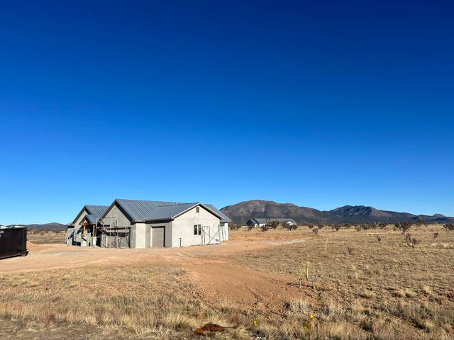 33 Rory Road, Edgewood, NM 87015