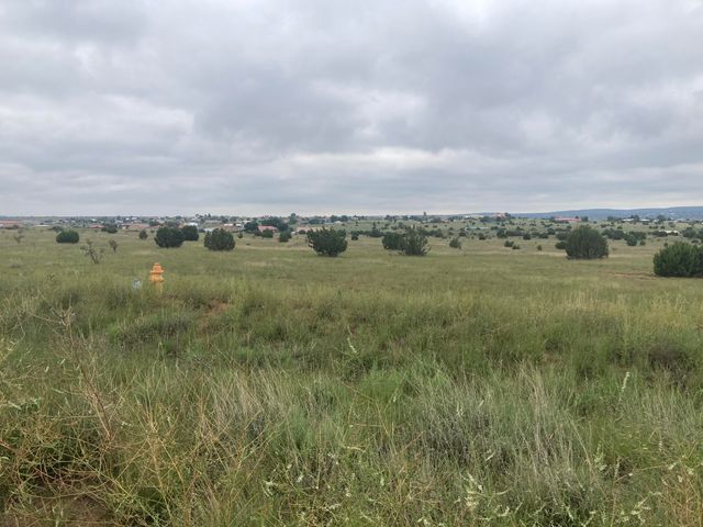 33 Rory Road, Edgewood, NM 87015