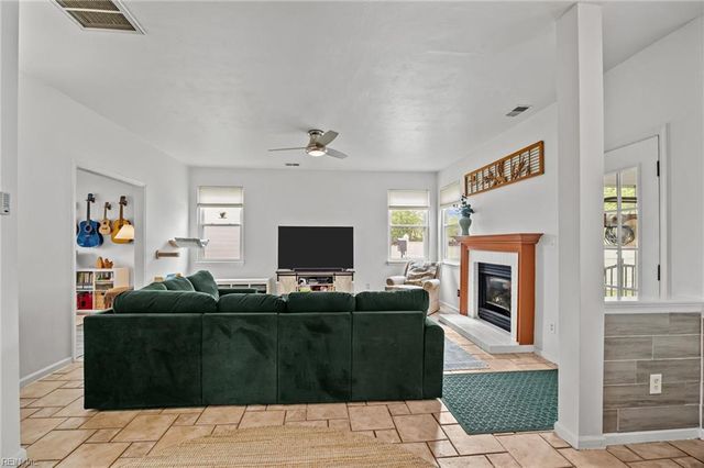4135 Bishops PL, Portsmouth, VA 23703