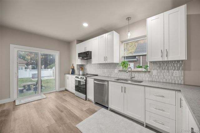 94 Kendrick Street, Mt. Clemens, MI 48043