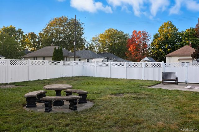 94 Kendrick Street, Mt. Clemens, MI 48043