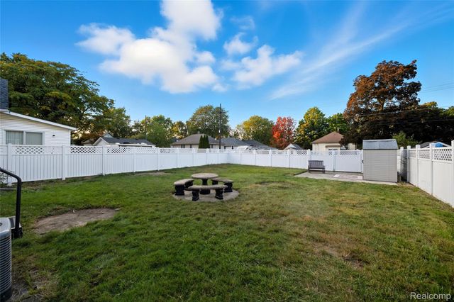 94 Kendrick Street, Mt. Clemens, MI 48043