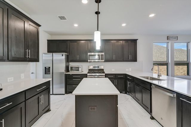 213 Buffalo Ridge DR, Manchaca, TX 78652