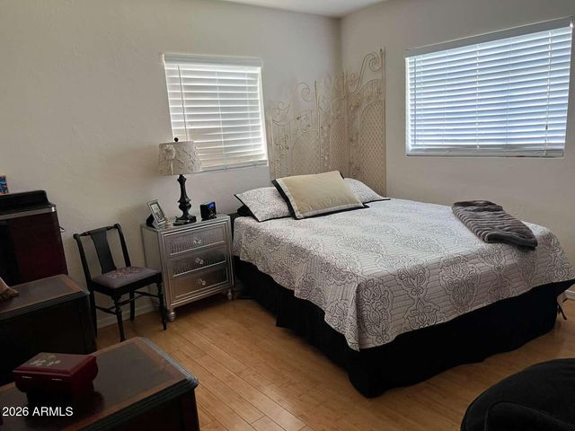 2035 W MARYLAND Avenue, Phoenix, AZ 85015