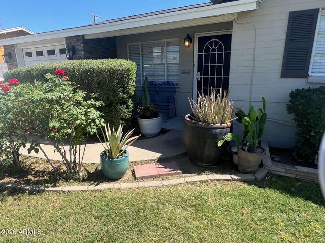 2035 W MARYLAND Avenue, Phoenix, AZ 85015