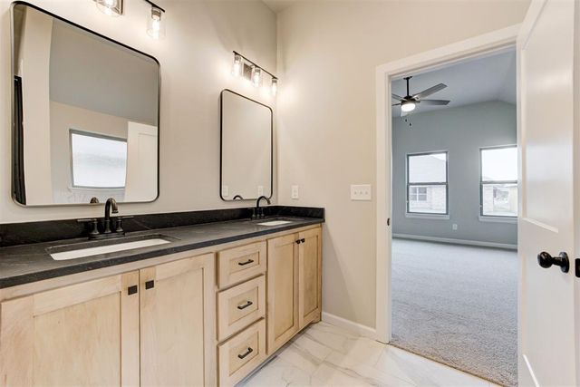 632 Honey Springs Lane, Shawnee, OK 74804