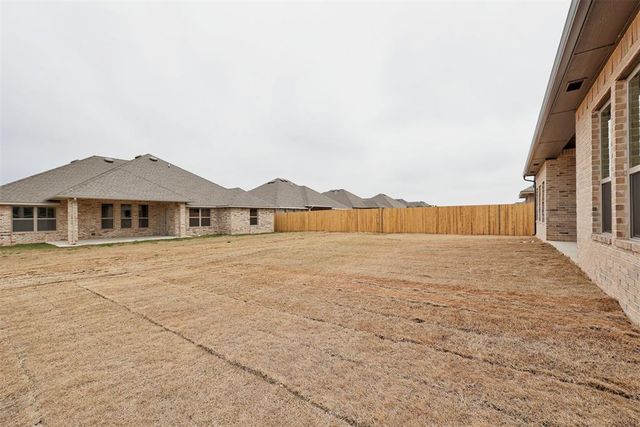 632 Honey Springs Lane, Shawnee, OK 74804