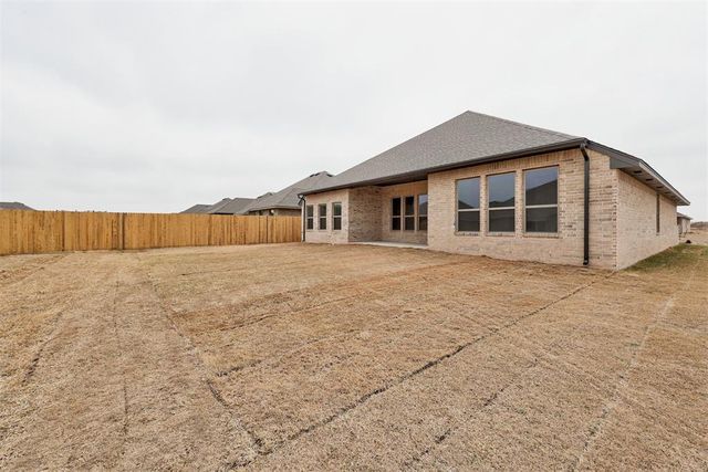 632 Honey Springs Lane, Shawnee, OK 74804