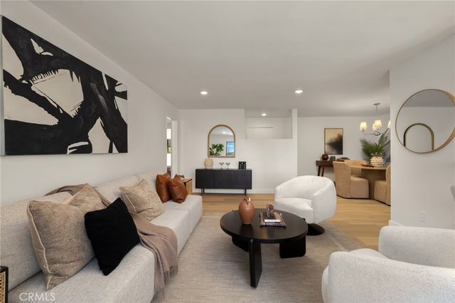 5000 S Centinela Avenue 113, Los Angeles, CA 90066