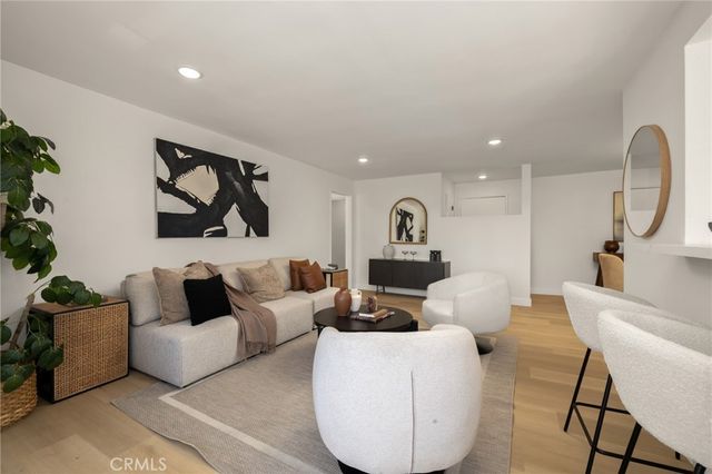5000 S Centinela Avenue 113, Los Angeles, CA 90066