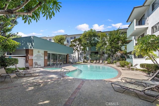 5000 S Centinela Avenue 113, Los Angeles, CA 90066