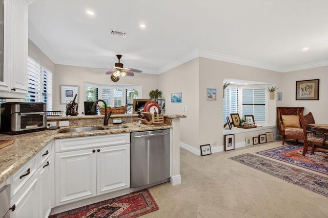 170 Celestial Way 35, Juno Beach, FL 33408