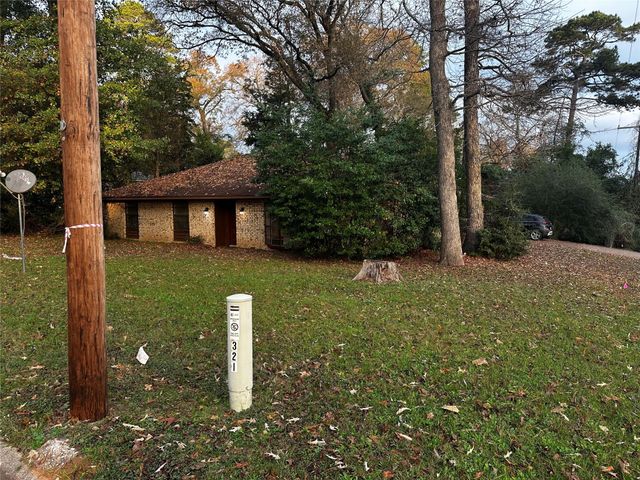 321 Olive Street, Huntsville, TX 77340