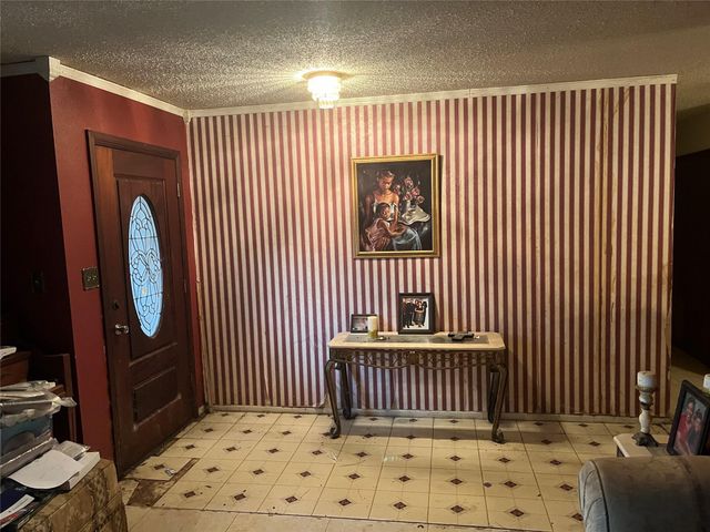 321 Olive Street, Huntsville, TX 77340